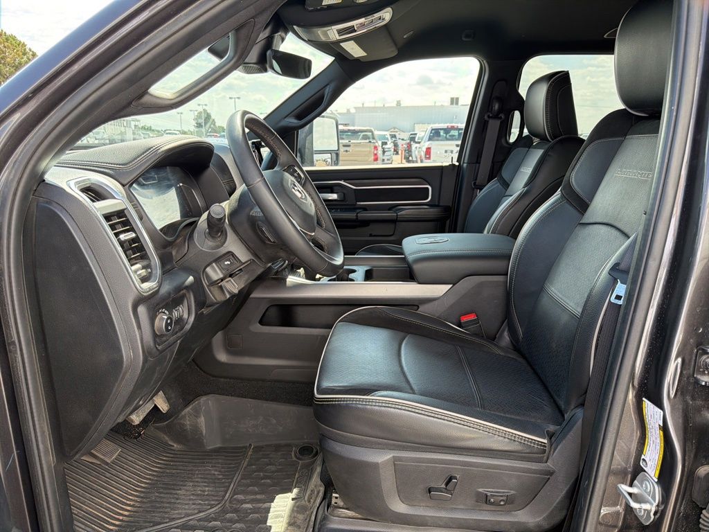 ram ram 3500 pickup 2025 3C63RRJL7SG554819 image ram ram 3500 pickup 2025 3C63RRJL7SG554819 image
